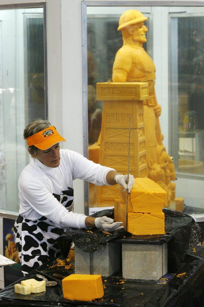 Tulsa's Golden Driller cheese scupture in 2010